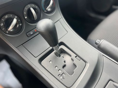 Used 2013 MAZDA MAZDA3 i SV image 22