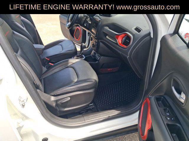 Certified 2023 Jeep Renegade Trailhawk w/ Trailhawk Elite Group AWD/4WD image 32