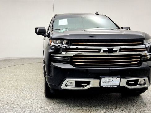 Used 2021 Chevrolet Silverado 1500 High Country w/ Technology Package image 2