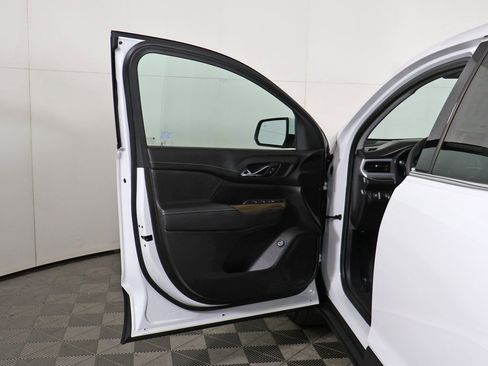 Used 2023 GMC Acadia SLE w/ Driver Convenience Package image 20