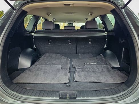 Used 2019 Hyundai Santa Fe SE image 31