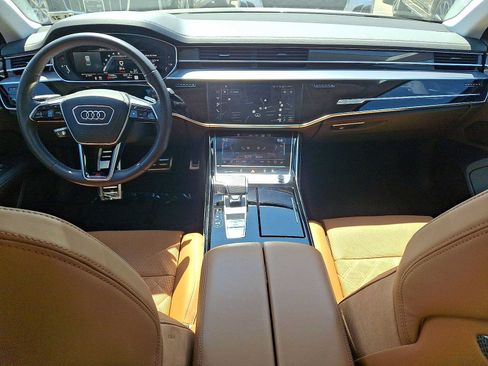 Used 2023 Audi S8 AWD/4WD image 10