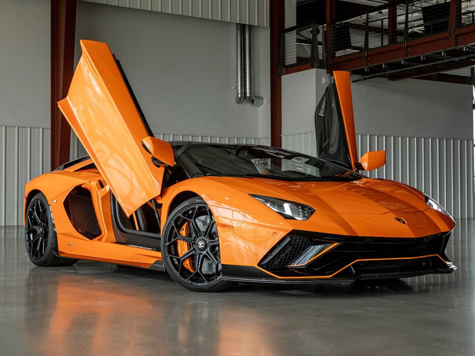 Used 2022 Lamborghini Aventador LP 780-4 Ultimae AWD/4WD image 1