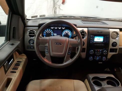 Used 2013 Ford F150 XLT w/ Luxury Equipment Group image 16