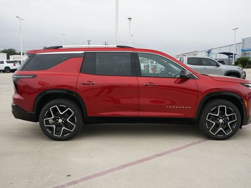 New 2026 Chevrolet Traverse High Country image 4