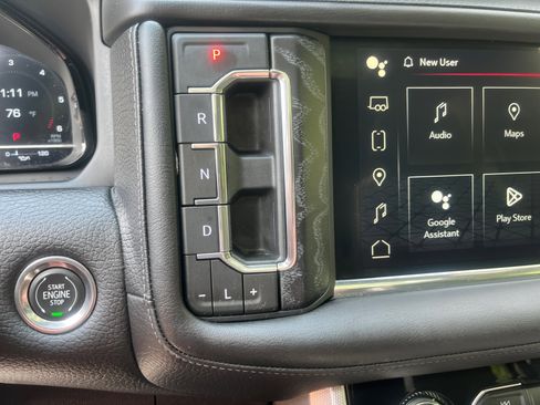 Used 2023 GMC Yukon XL Denali image 37