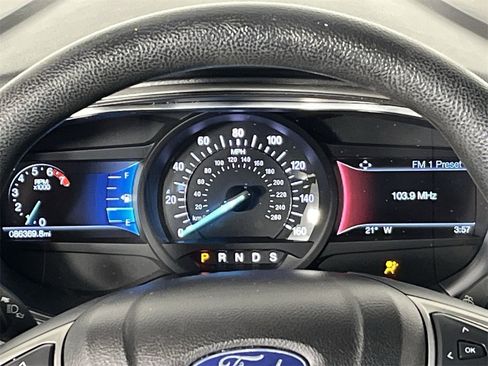Used 2020 Ford Fusion SE image 15