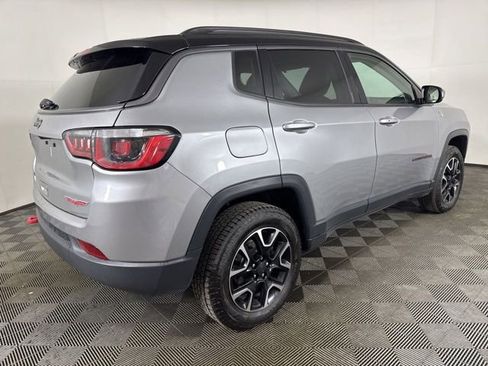 Used 2020 Jeep Compass Trailhawk AWD/4WD image 3