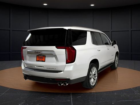 Used 2024 GMC Yukon Denali w/ Denali Reserve Package AWD/4WD image 7