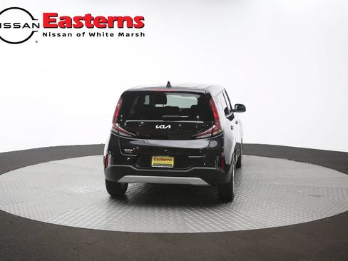 Used 2025 Kia Soul LX w/ LX Technology Package FWD image 37