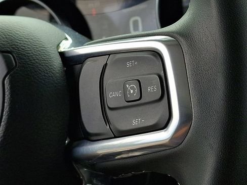 Used 2023 Jeep Wrangler Unlimited Sahara AWD/4WD image 22