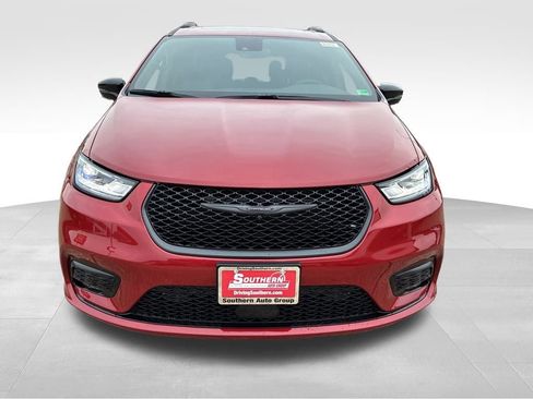 New 2026 Chrysler Pacifica Select image 8