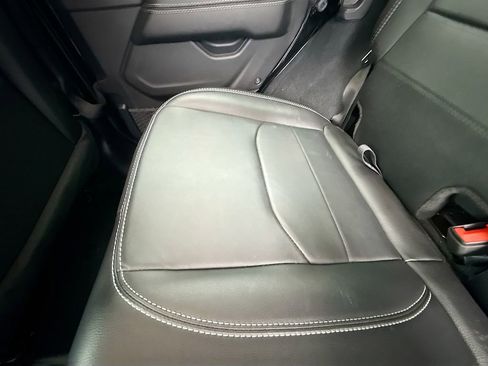 Used 2023 Jeep Wrangler Unlimited Sahara image 27