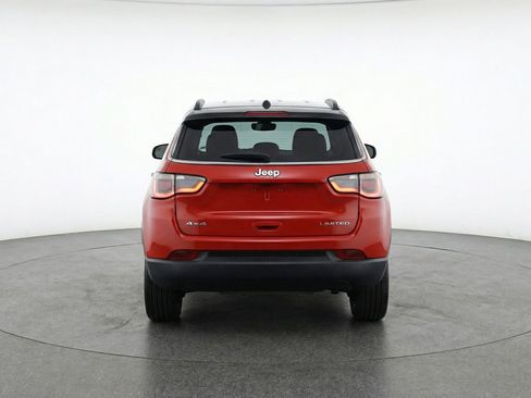 Used 2025 Jeep Compass Limited AWD/4WD image 7