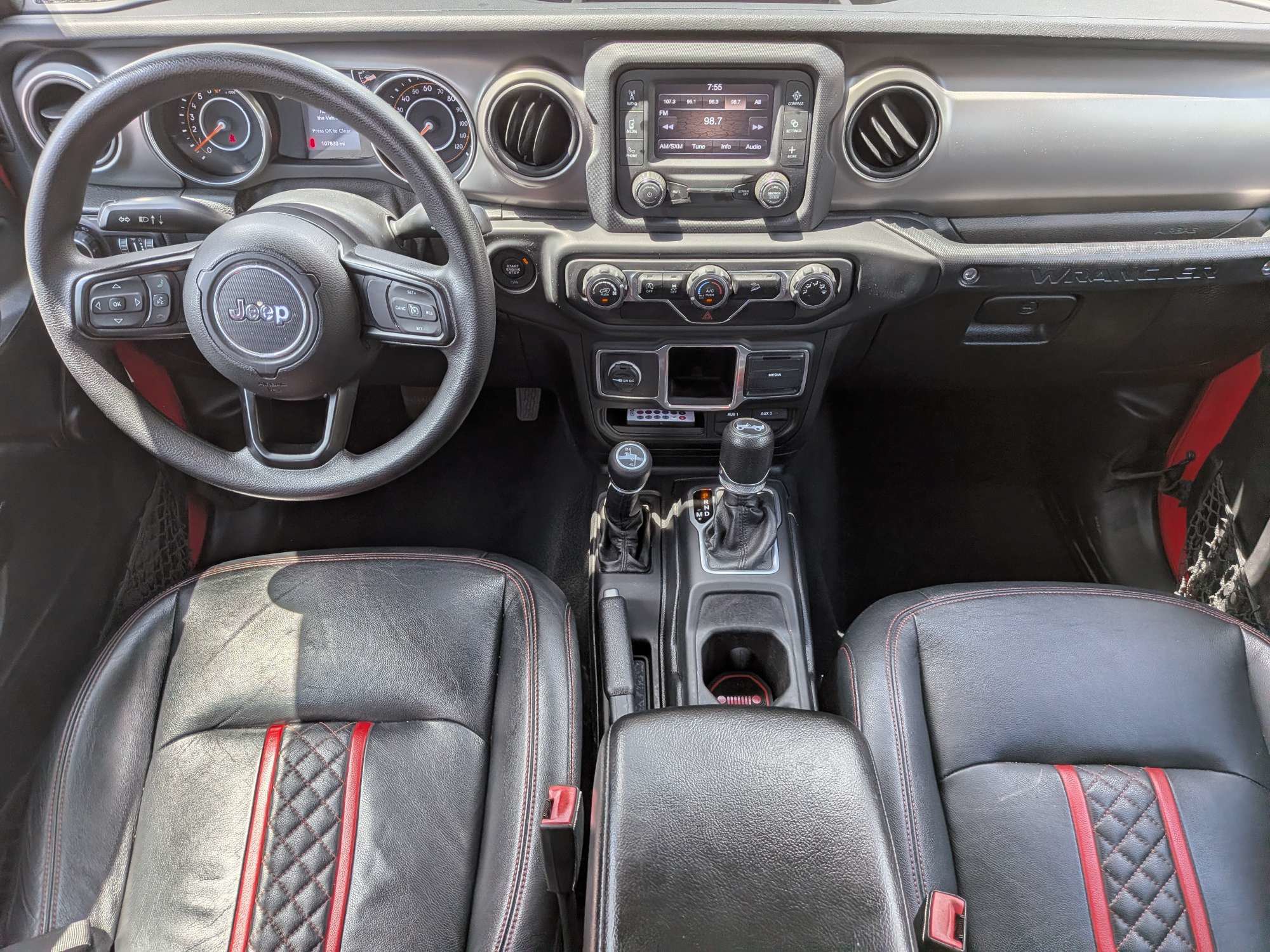 Used 2018 Jeep Wrangler Unlimited Sport AWD/4WD image 16