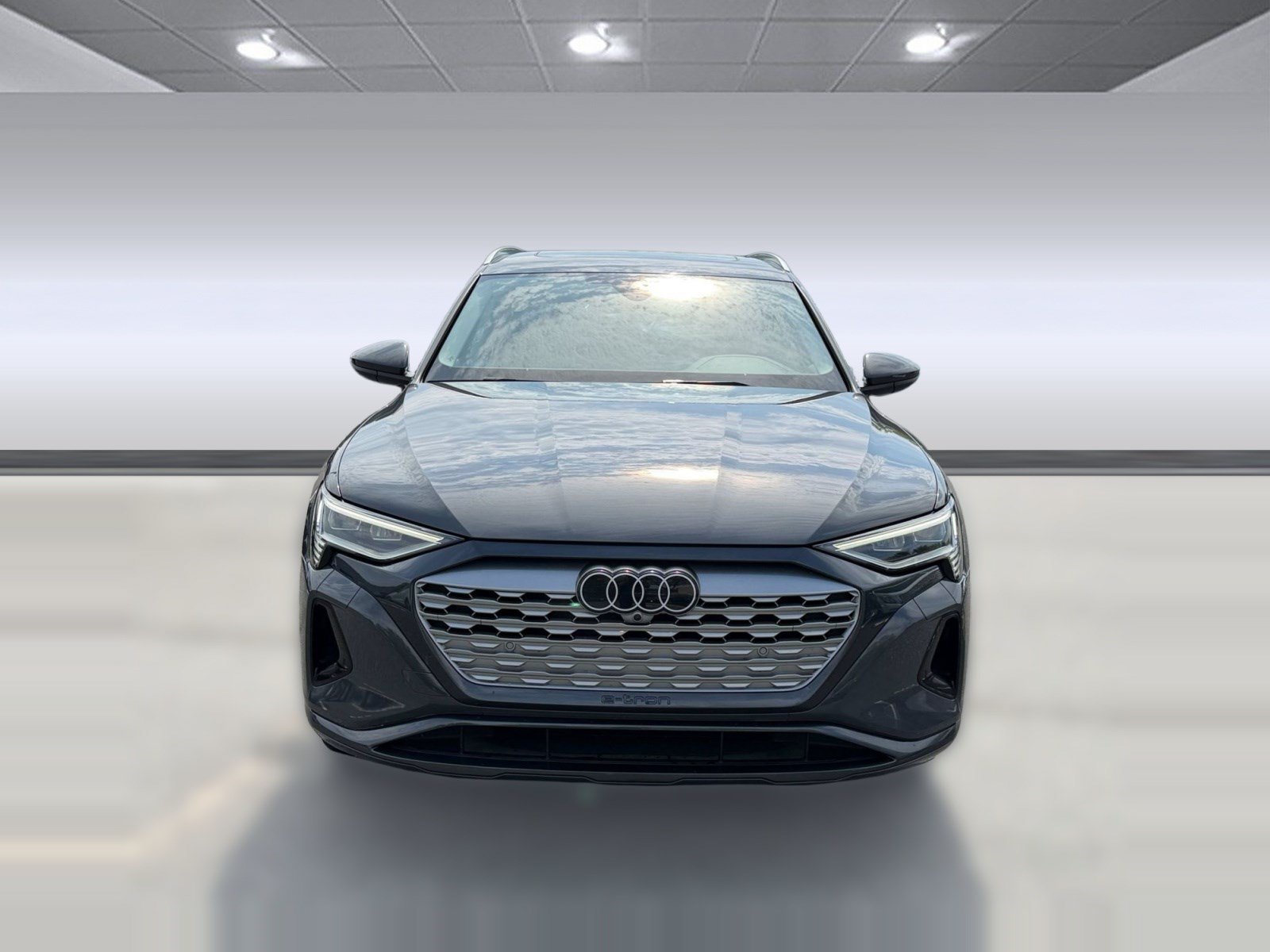 Used 2024 Audi Q8 e-tron Premium Plus AWD/4WD image 6