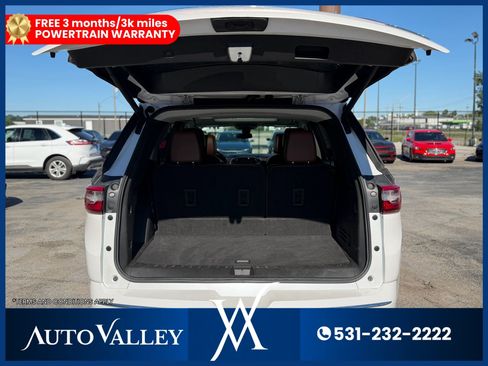 Used 2021 Chevrolet Traverse High Country AWD/4WD image 32