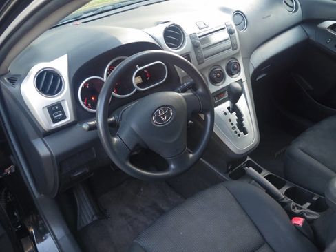Used 2009 Toyota Matrix FWD image 8
