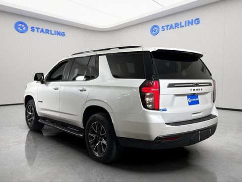 Used 2022 Chevrolet Tahoe Z71 w/ Luxury Package AWD/4WD image 5