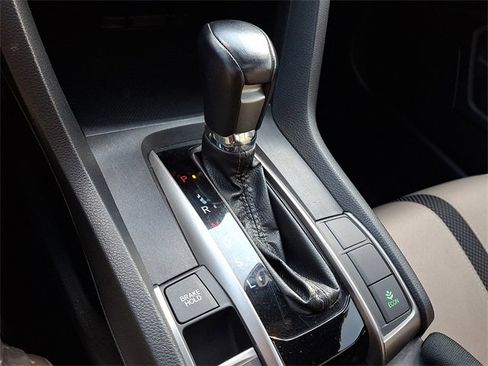 Used 2020 Honda Civic EX image 17