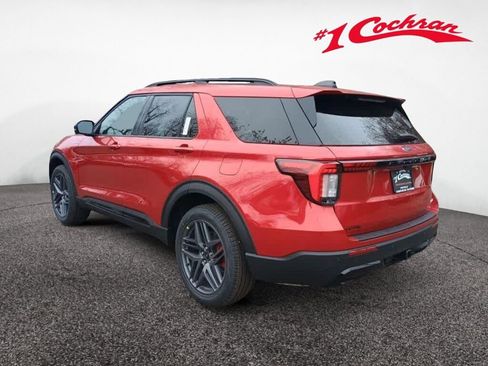 New 2026 Ford Explorer ST-Line w/ ST-Line Street Pack AWD/4WD image 3