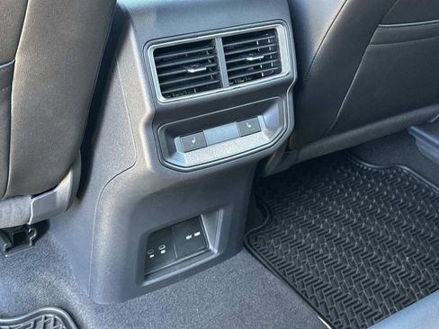 Certified 2025 Volkswagen Atlas Cross Sport SEL R-Line image 14