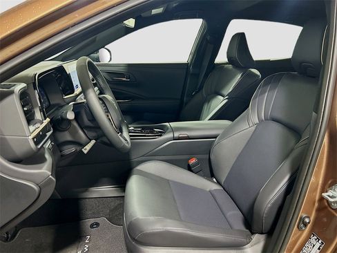 New 2026 Toyota Crown XLE image 18