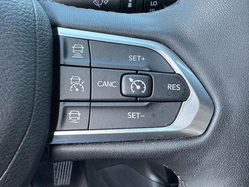 Used 2024 Jeep Compass Limited AWD/4WD image 22