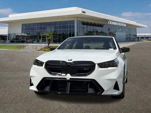 New 2026 BMW M5 w/ Executive Package image 5