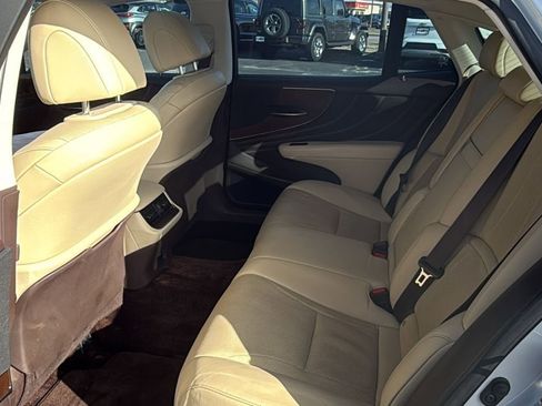 Used 2019 Lexus LS 500 500 Base w/ Accessory Package (Z2) image 35