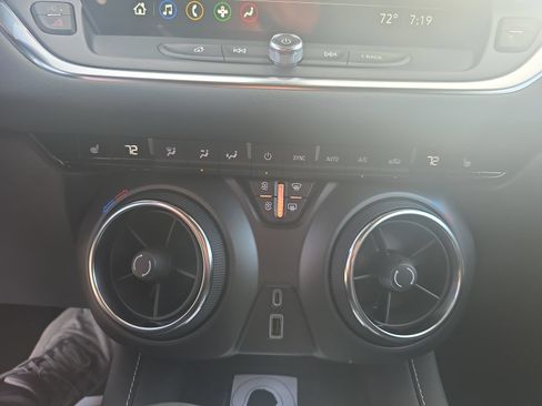 New 2026 Chevrolet Blazer LT w/ Convenience Package FWD image 20