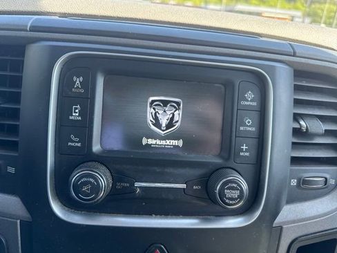 Used 2014 RAM 1500 Express AWD/4WD image 18