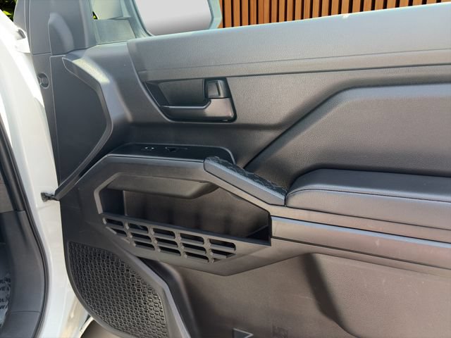 Used 2024 Toyota Tacoma SR RWD image 22
