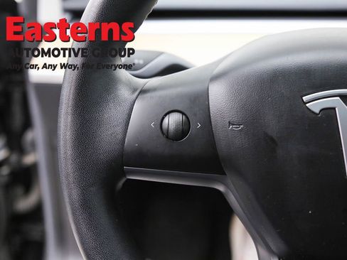 Used 2020 Tesla Model 3 Long Range image 15