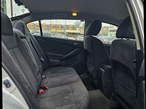 Used 2012 Nissan Altima 2.5 S w/ 20th Anniversary Pkg image 9