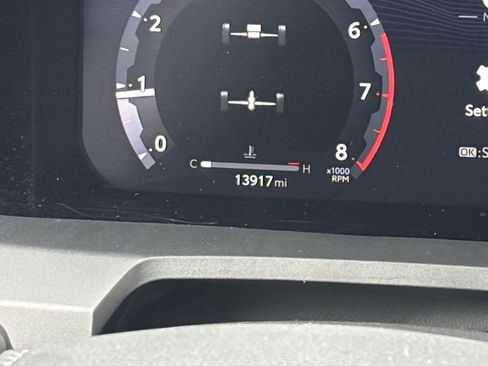 Used 2025 Toyota Tacoma SR image 39