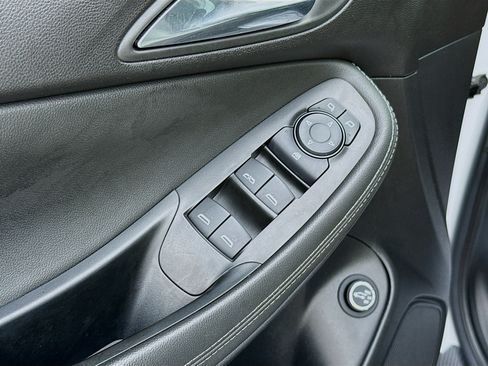 Used 2024 Buick Encore GX Sport Touring w/ Comfort Package FWD image 22