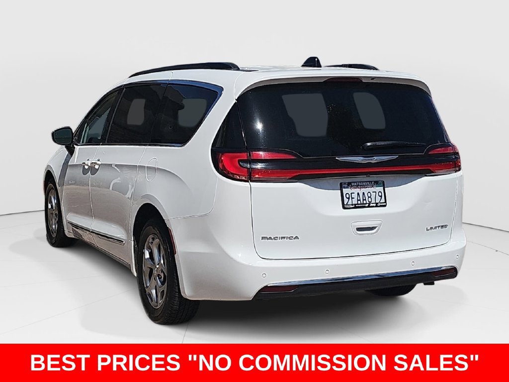Used 2023 Chrysler Pacifica Limited FWD image 5