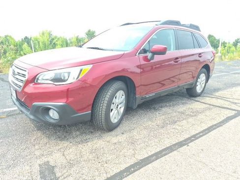 Used 2015 Subaru Outback 2.5i Premium AWD/4WD image 2