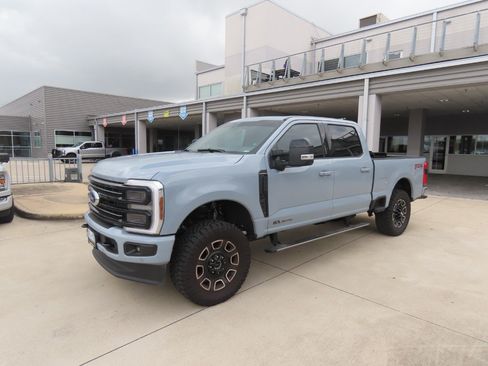 New 2026 Ford F250 Platinum AWD/4WD image 2