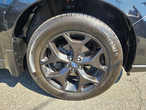 Used 2018 Subaru Forester 2.5i Premium AWD/4WD image 7