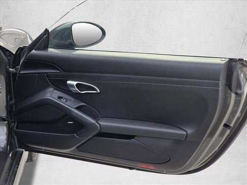 Used 2022 Porsche 718 Cayman image 10