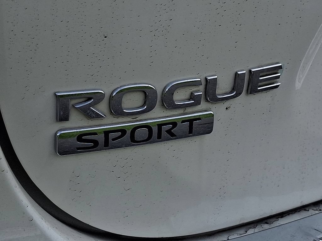 Used 2020 Nissan Rogue Sport SV AWD/4WD image 21