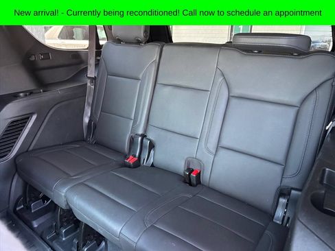 Used 2024 Chevrolet Tahoe Z71 w/ Luxury Package AWD/4WD image 12