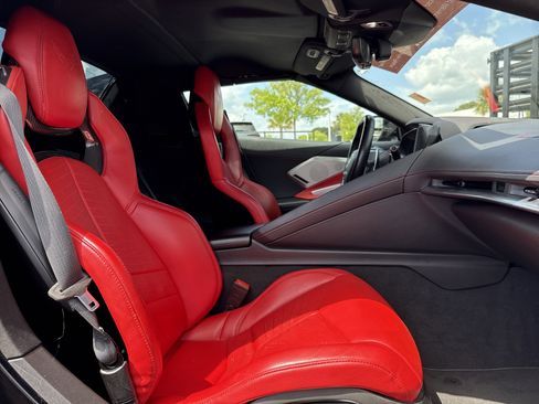 Used 2021 Chevrolet Corvette Stingray Preferred Conv w/ Z51 Performance Package image 31