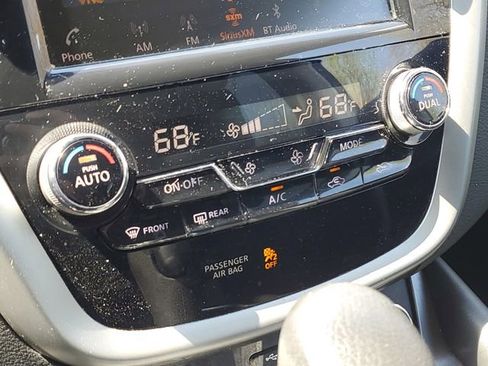 Used 2019 Nissan Murano S AWD/4WD image 15