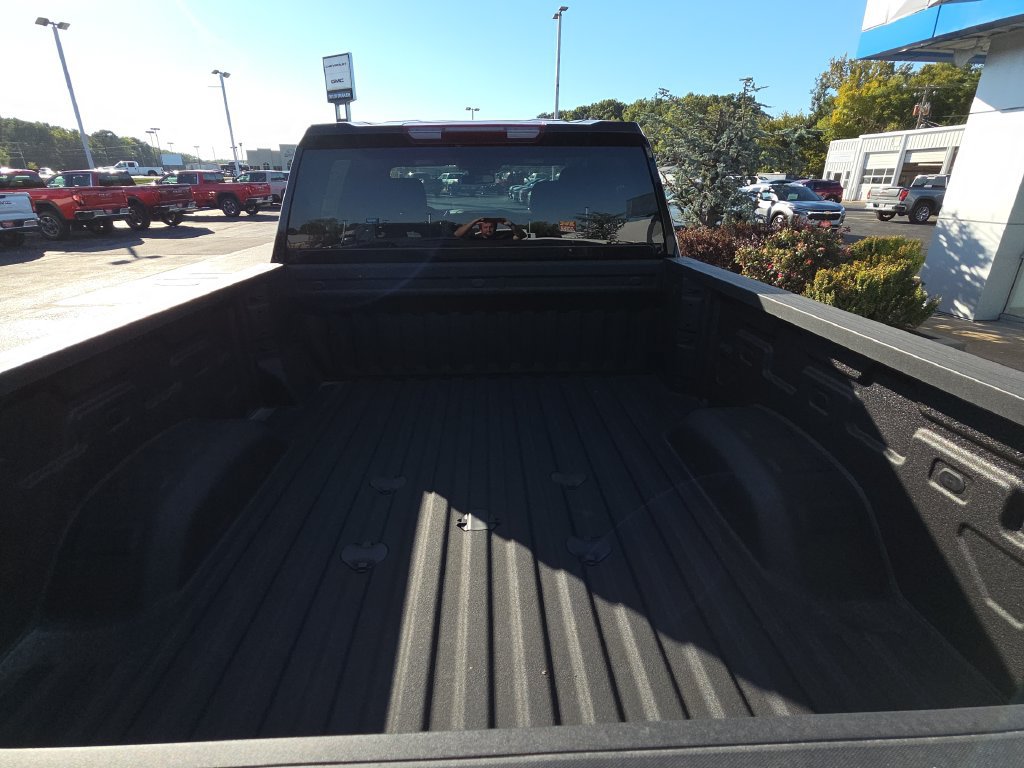 New 2026 Chevrolet Silverado 2500 Custom w/ Custom Value Package AWD/4WD image 8