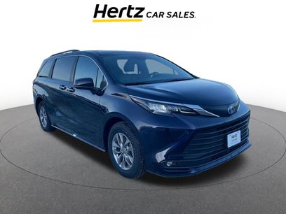 Used 2025 Toyota Sienna XLE