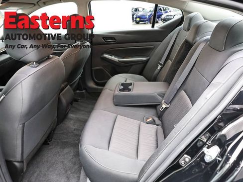 Used 2025 Nissan Altima 2.5 SV FWD image 21