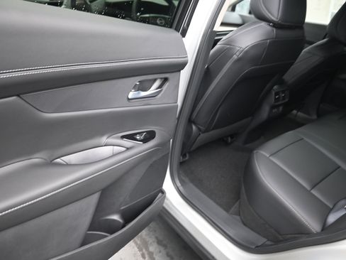 New 2025 Nissan Murano SL w/ Cargo Package image 17